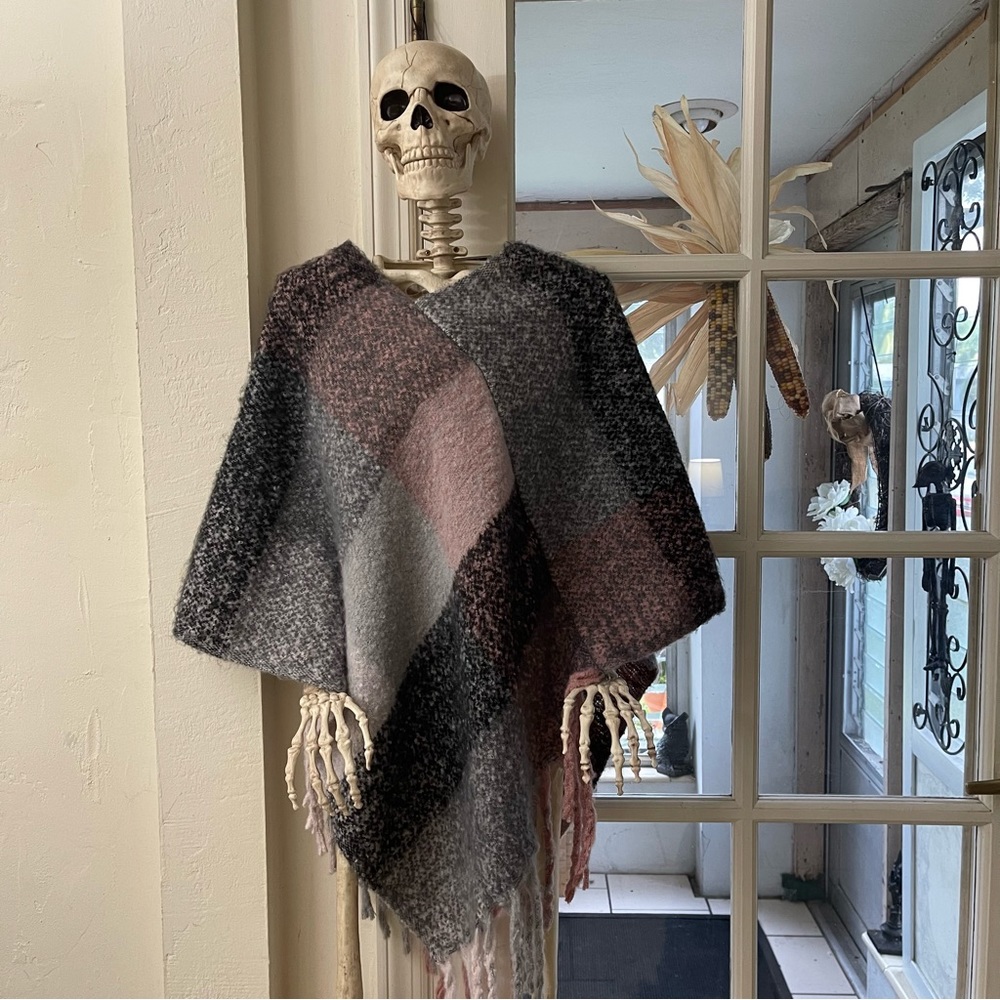 Skyline Collection Poncho